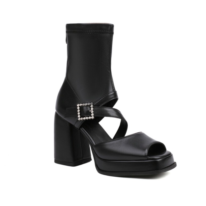 Design Women Gladialtor Sandal - Street Fashion Female recension och pris