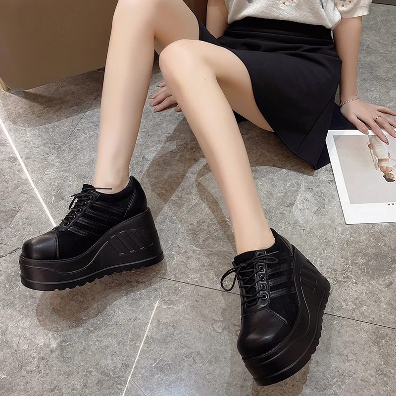 Big Size 35-43 Black Design Fe - Street Fashion Goth recension och pris