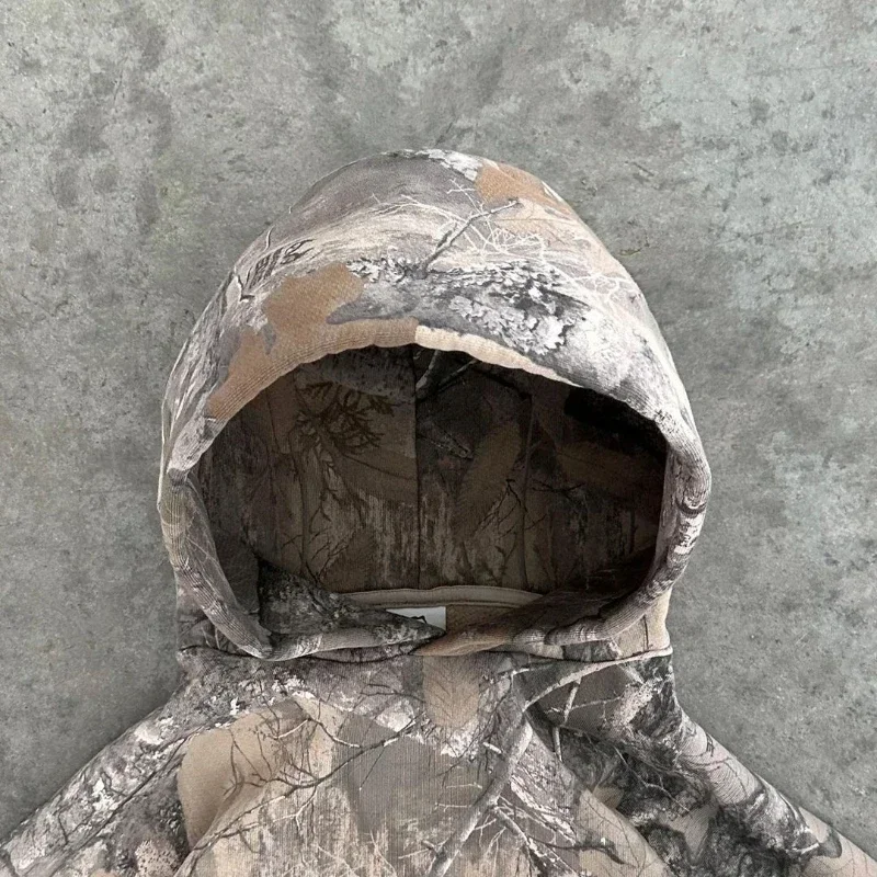 New Wild World Leaf Streetwear - Street Fashion Goth recension och pris
