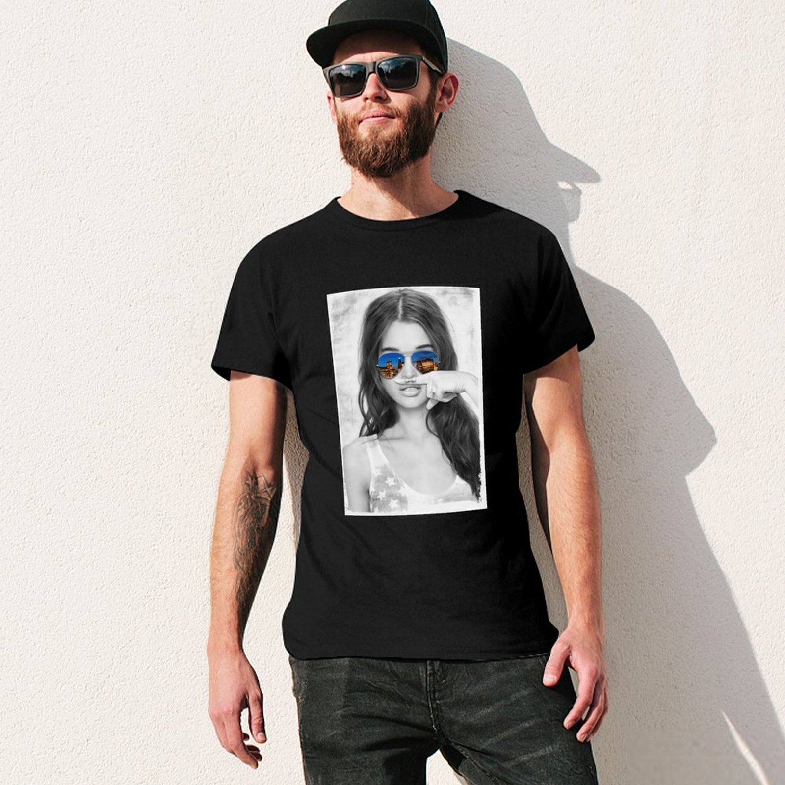 Original Mustache Girl Graphic - Street Fashion Co recension och pris